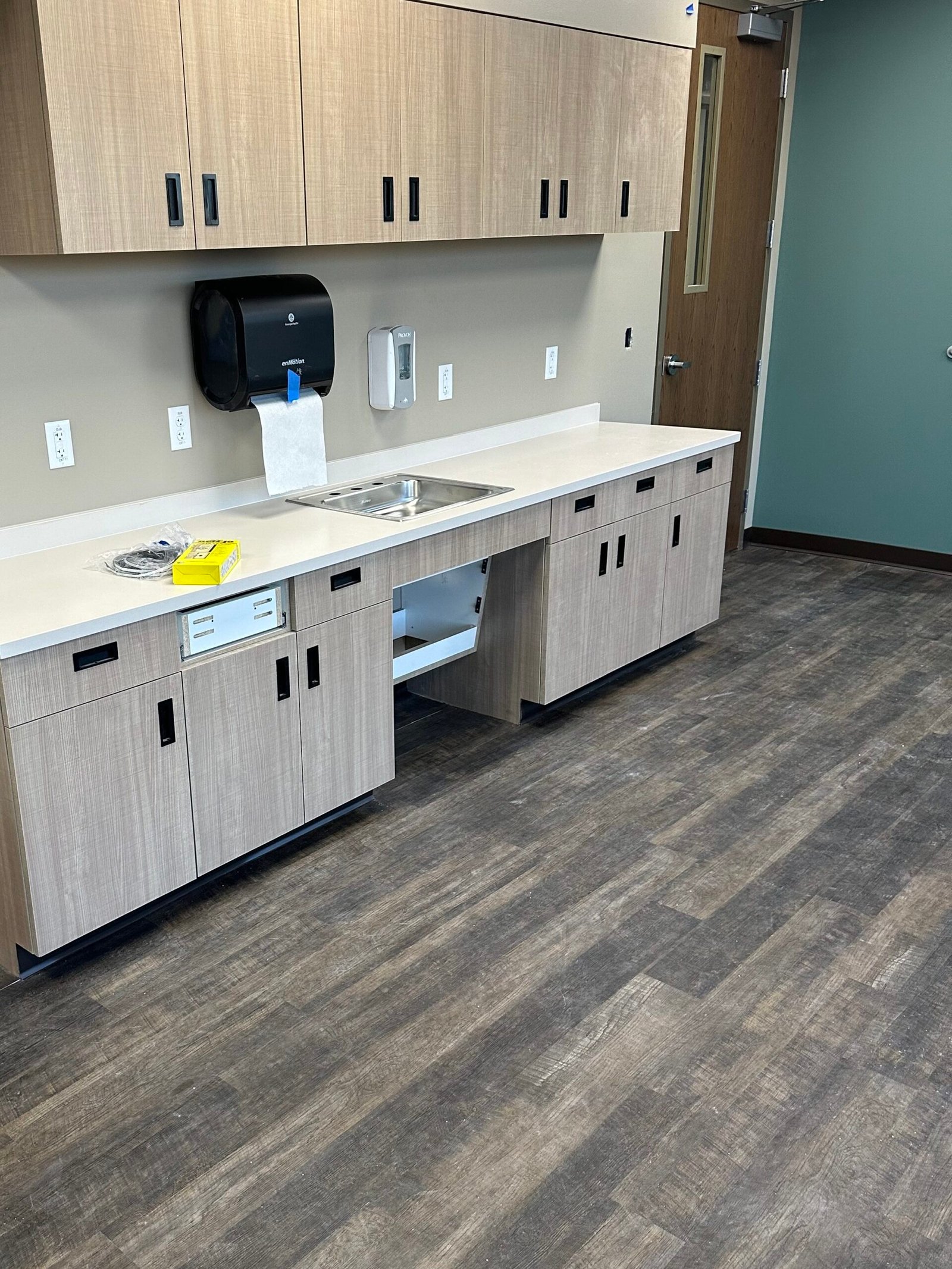 Cabinetry Commercial Install